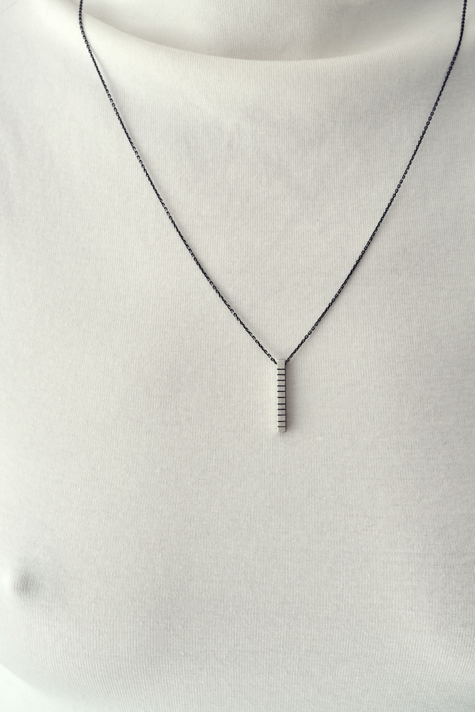 RYTHM LINE - NASZYJNIK- AB_RH_N1-BLACK